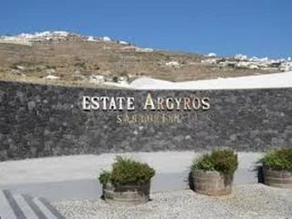 argyrosantorini_320x240.jpg
