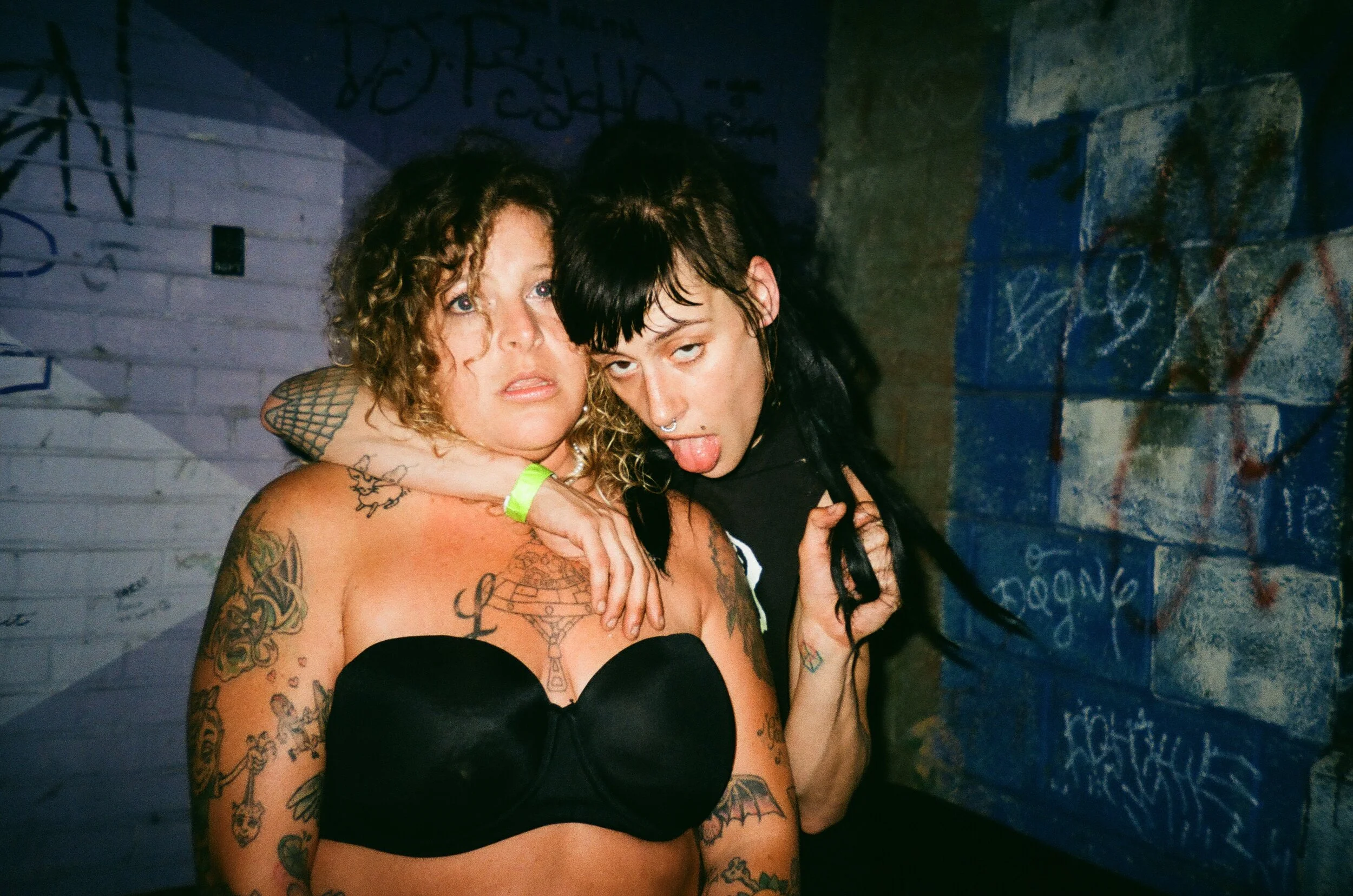 Laurie Peterson &amp; Gyna Bootleg