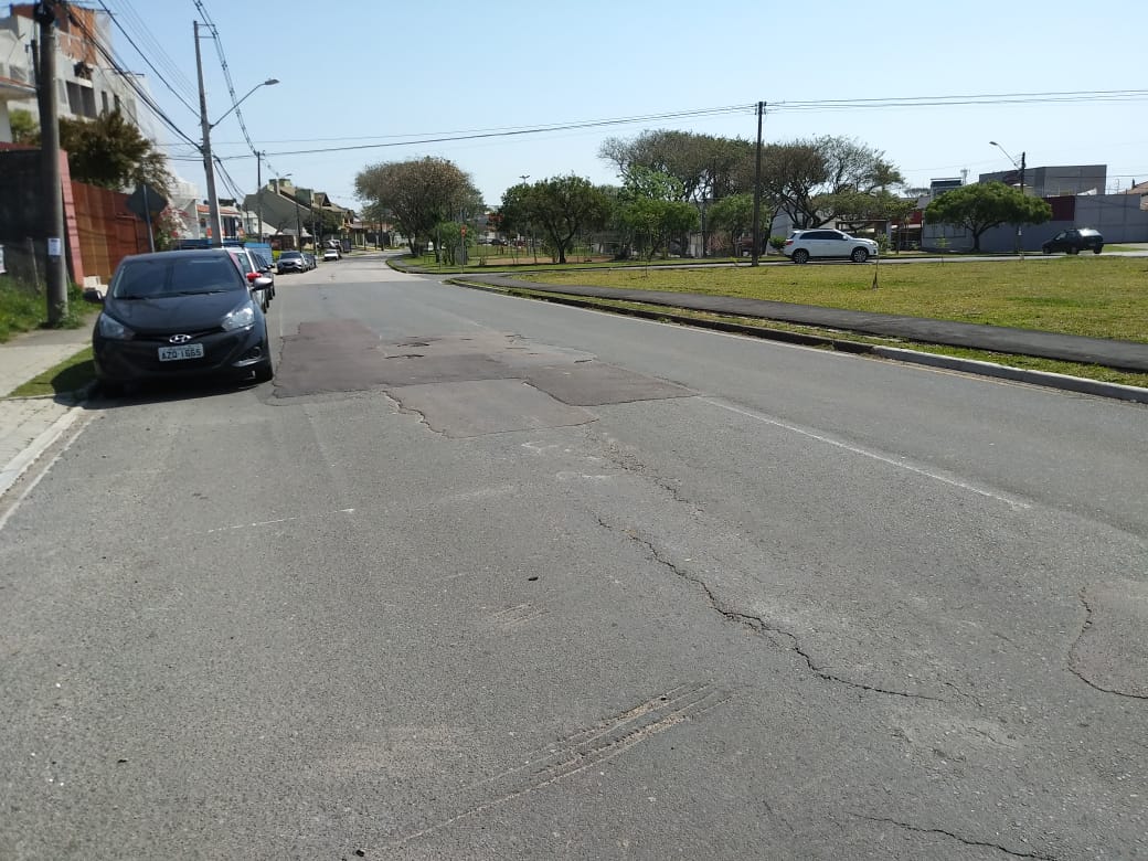 Rua Capitão Leônidas Marques.jpeg