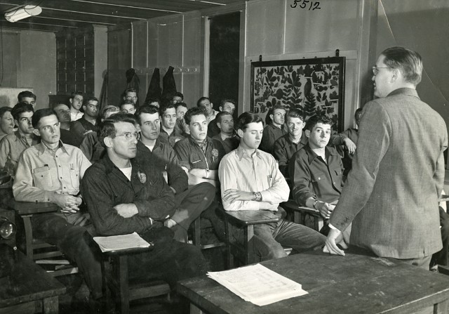 The Davey Institute of Tree Sciences, historical classroom image. Image source: The Davey Tree Expert Company , used with permission