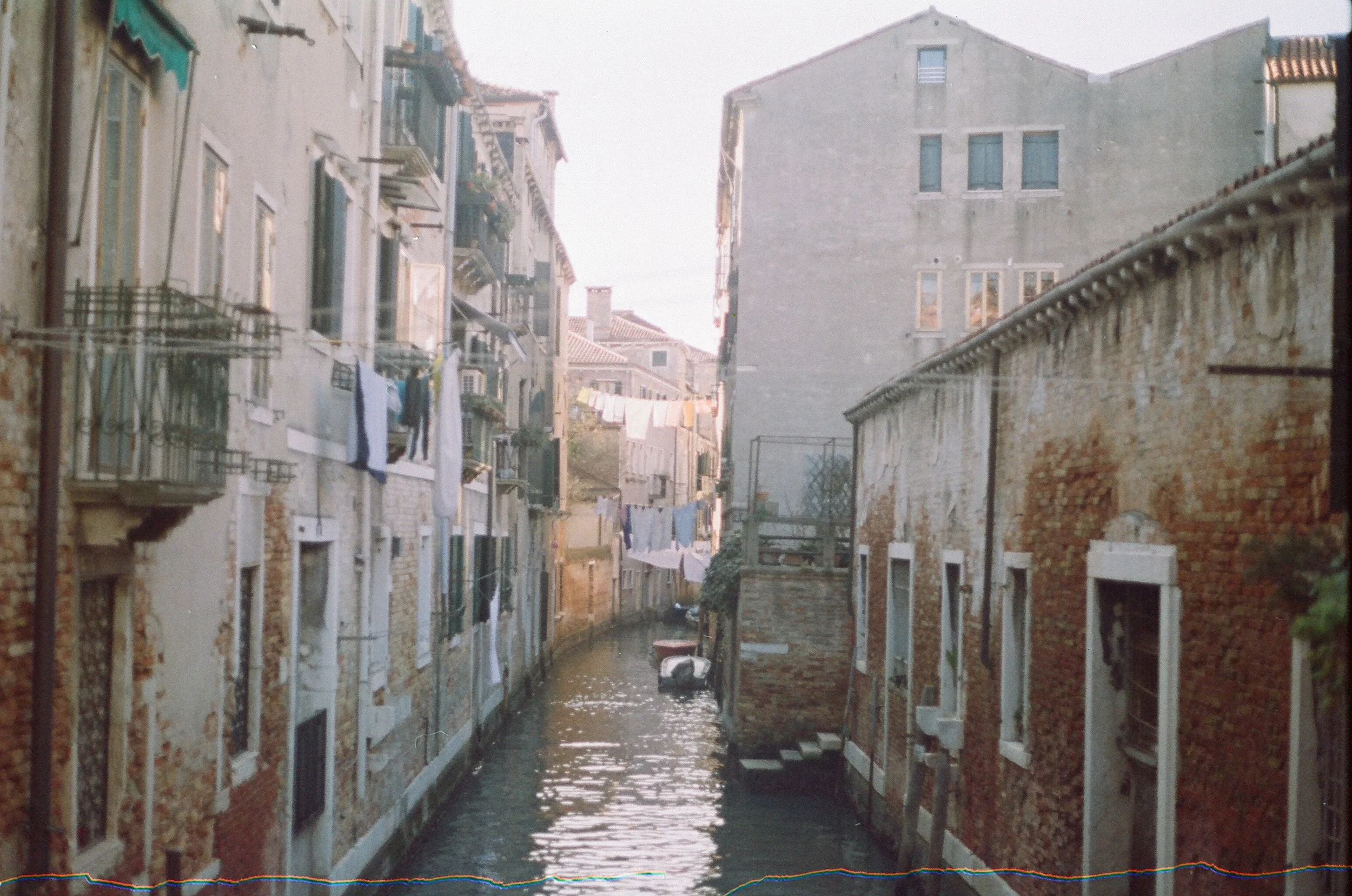 59700016 (2).JPG