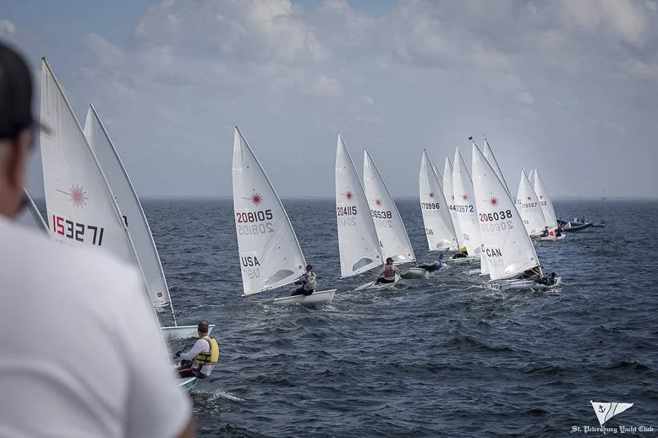 DISTRICT 13 - On the start line and taking advantage of a mid-line sag. (Sail Number - CAN 206038)