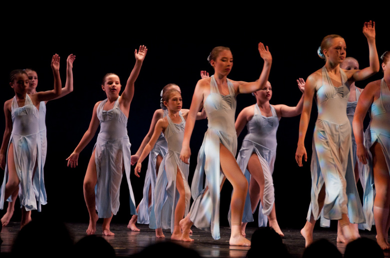 dance-rise-002.jpg
