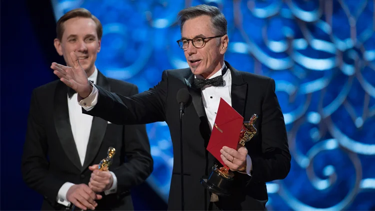 Kevin-OConnell-Oscars-2017-Photo-Credit-Patrick-Wymore-ABC-via-Getty-Images.jpg