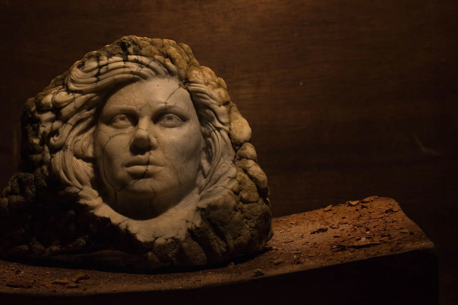 stone_girl.jpg
