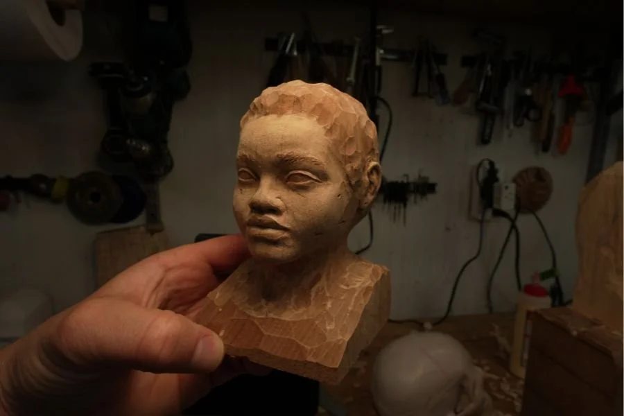 Adv: African american woman 