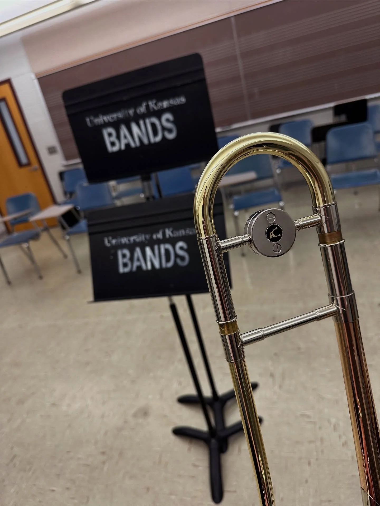 What an incredible feeling being back on campus at KU today!
.
.
.
.
.
.
.
.
.
.
.
.
#bonetruthmusic #trombonelife #trombonist #ku #kuschoolofmusic #lawrence