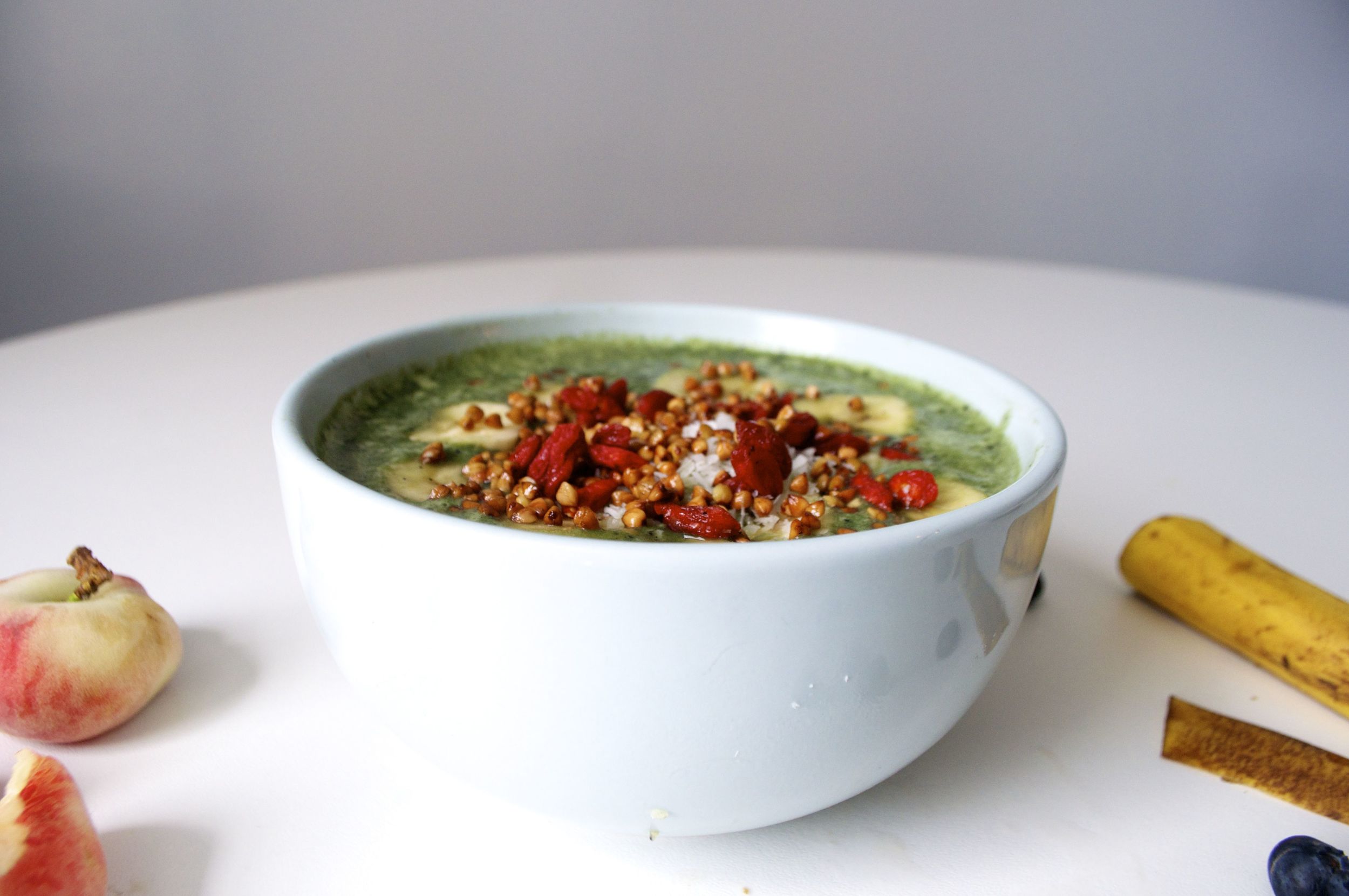 peach-and-buckwheat-smoothie-fried-parsley