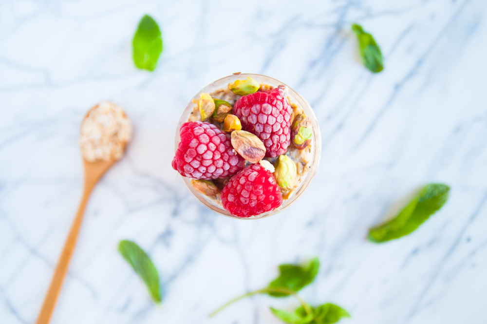 pink-ombre-overnight-oats-fried-parsley-32.jpg