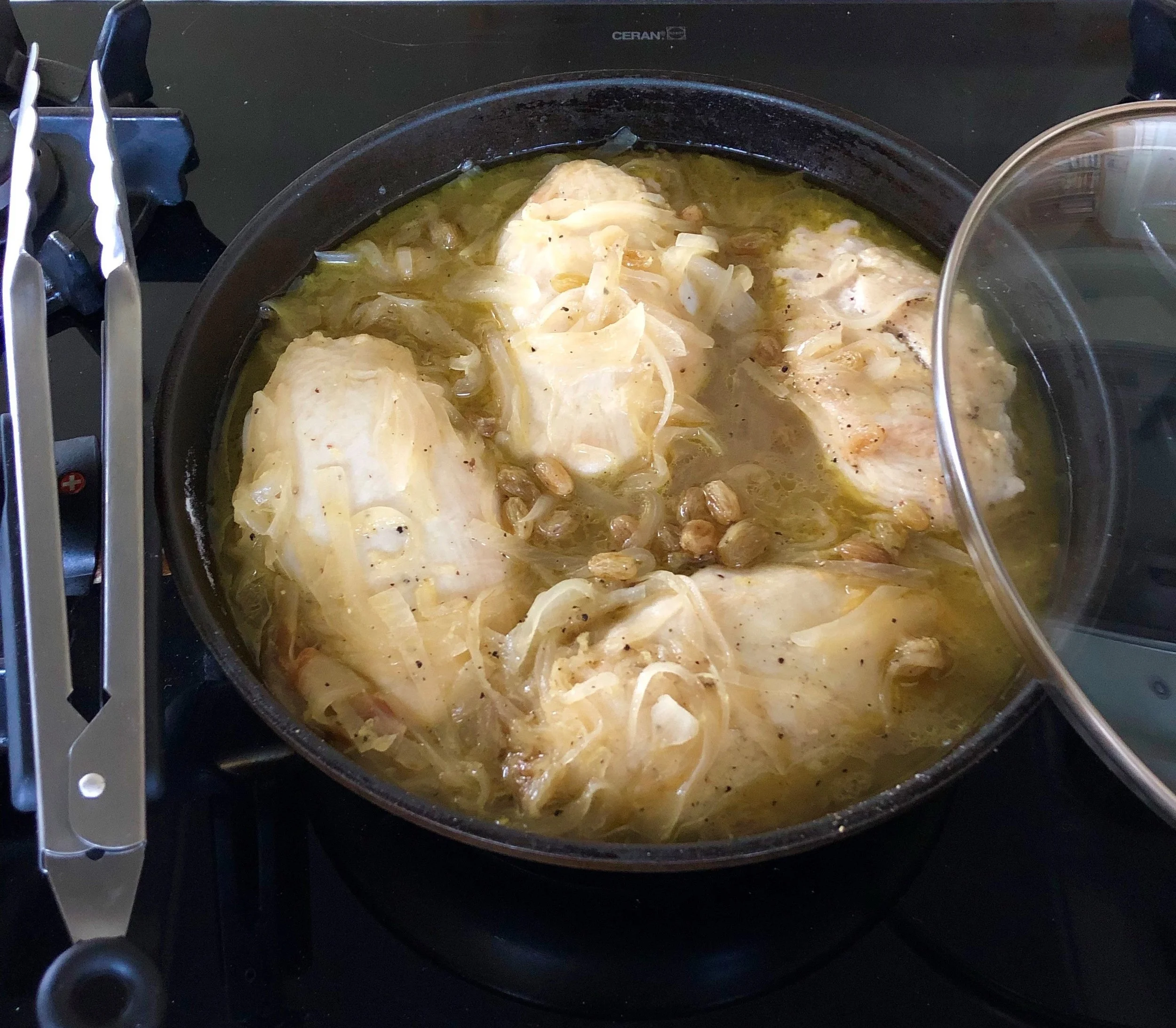 Chicken+with+Lemon+and+Raisins.jpg
