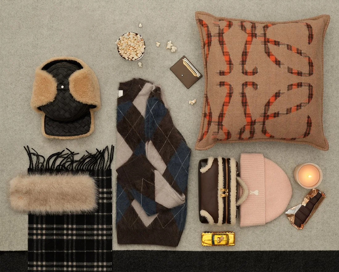 101425_HOL-GG_AW_SHP-ALL-DEC-A_S1_0046_COMP_R1 copy.jpg