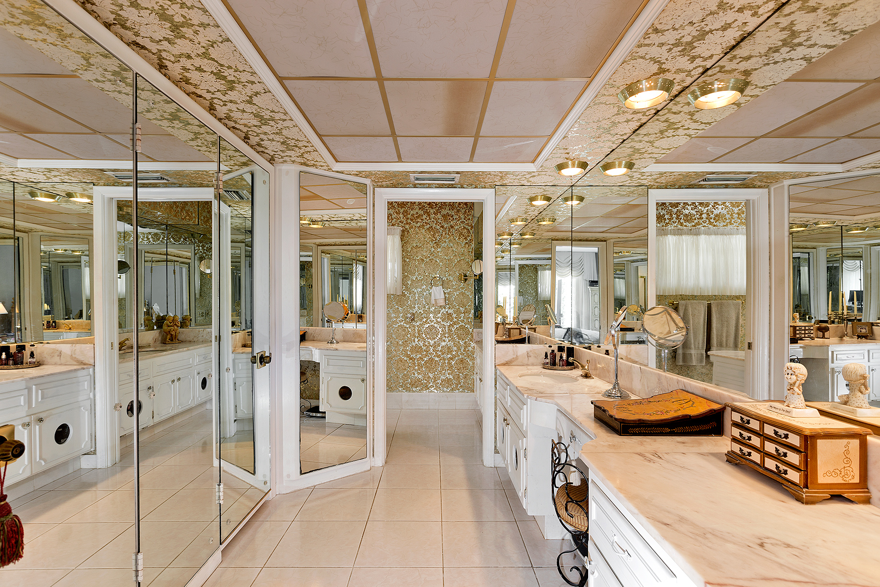 15_Masterbath_1.jpg