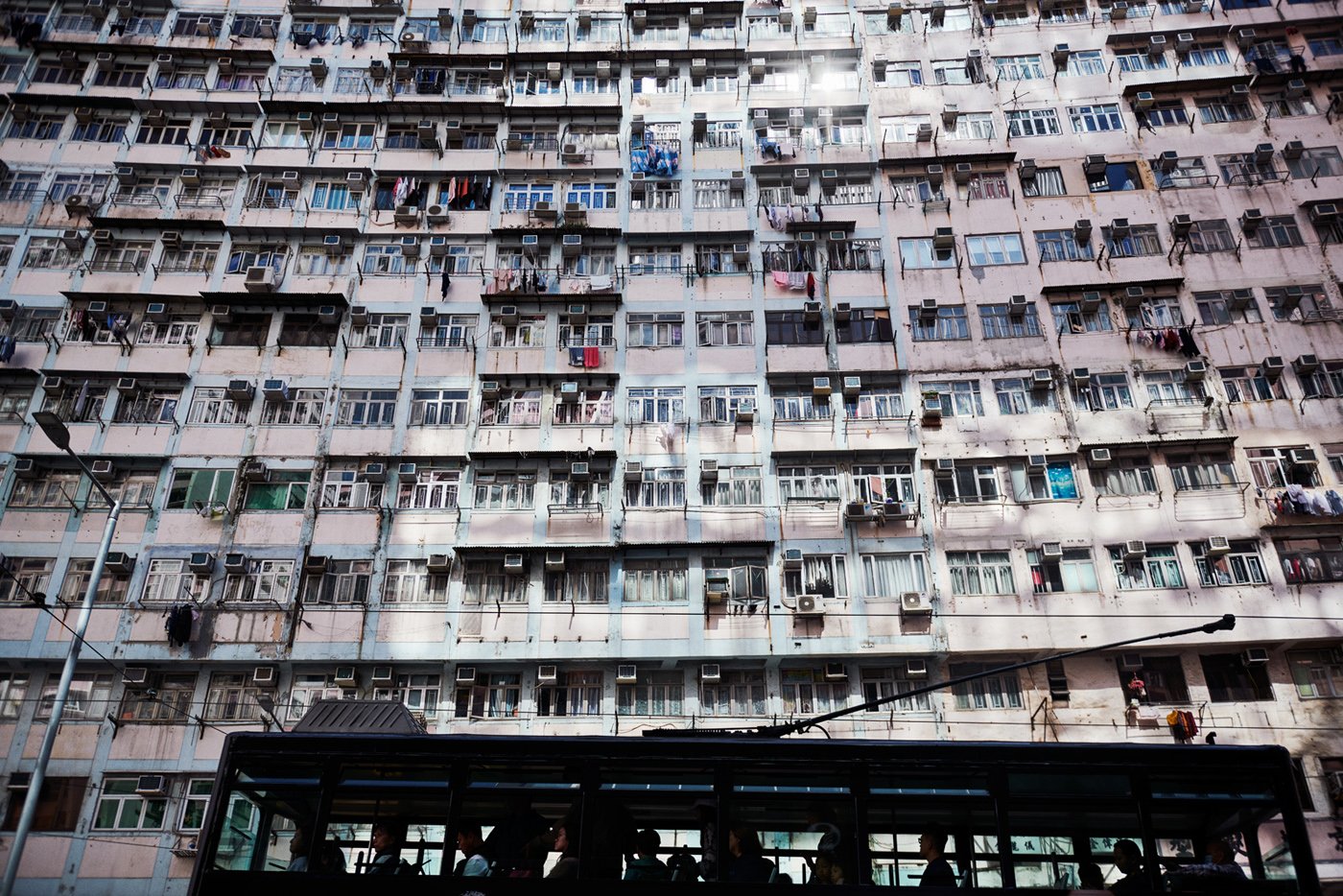 Sideway Encounters - Hong Kong