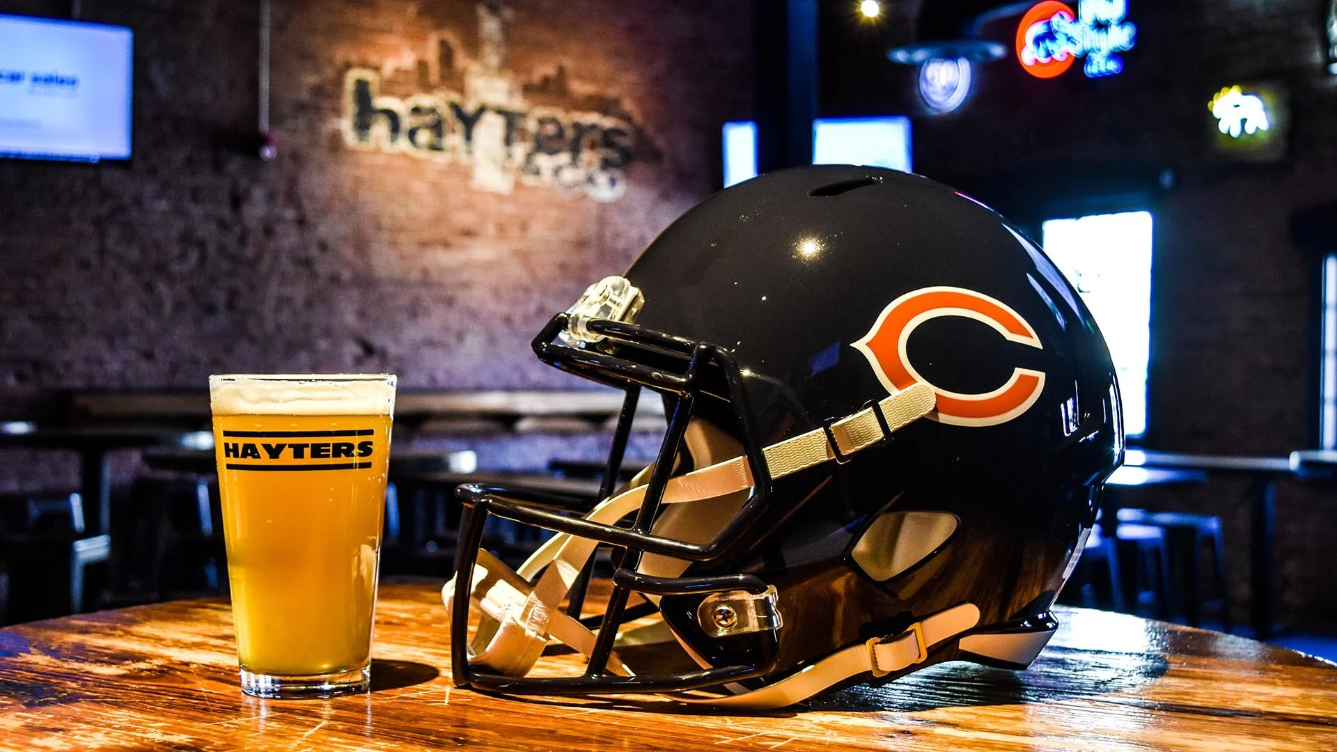 Bears Helmet No Logos TV.jpg