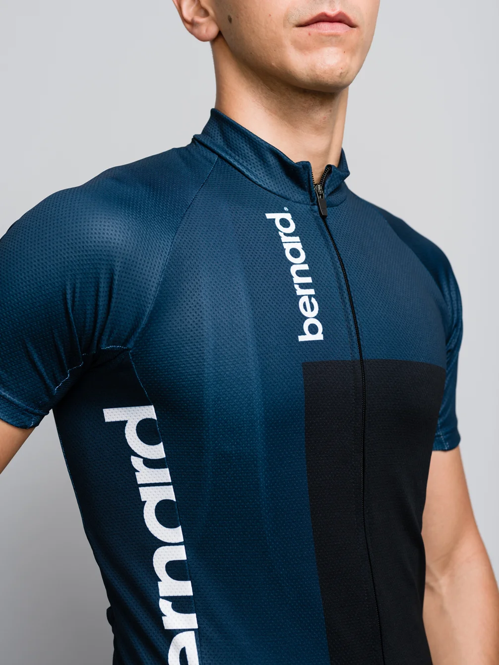 Front_3_4.jpg