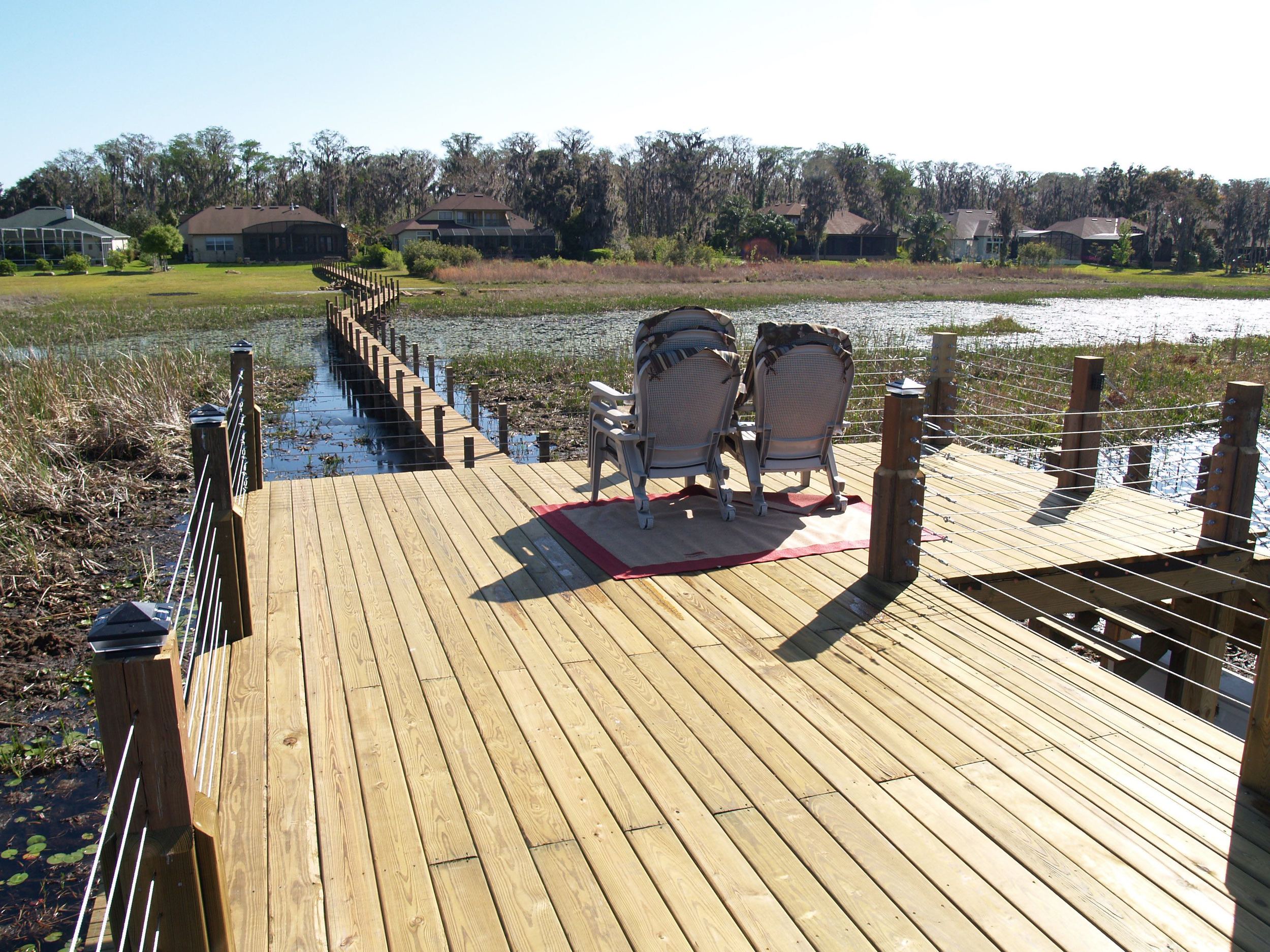 Loooong Walkway