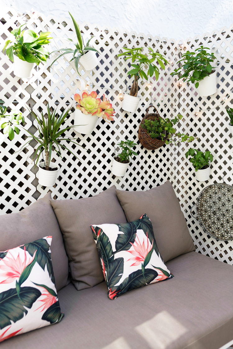 Photo of the Cottage porch by Monica Wang