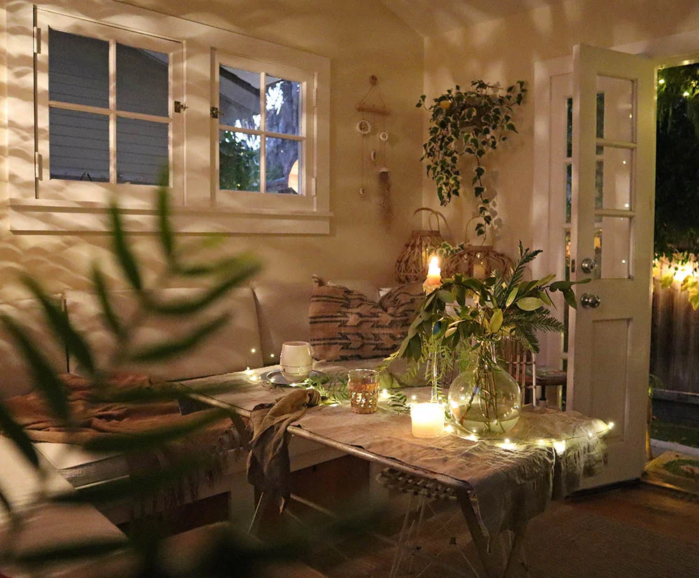 blog_tinyhousedinner.jpg