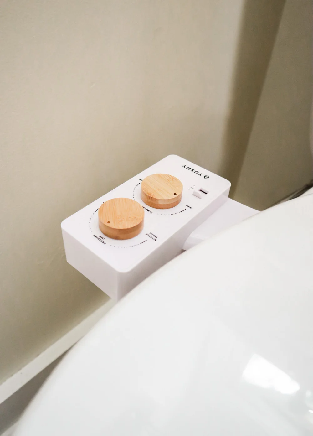 tinyhouse_bidet_eco_bathroom.jpg