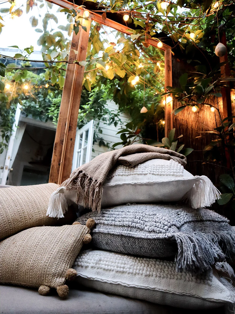 outdoor_pillows_smallspace.jpg