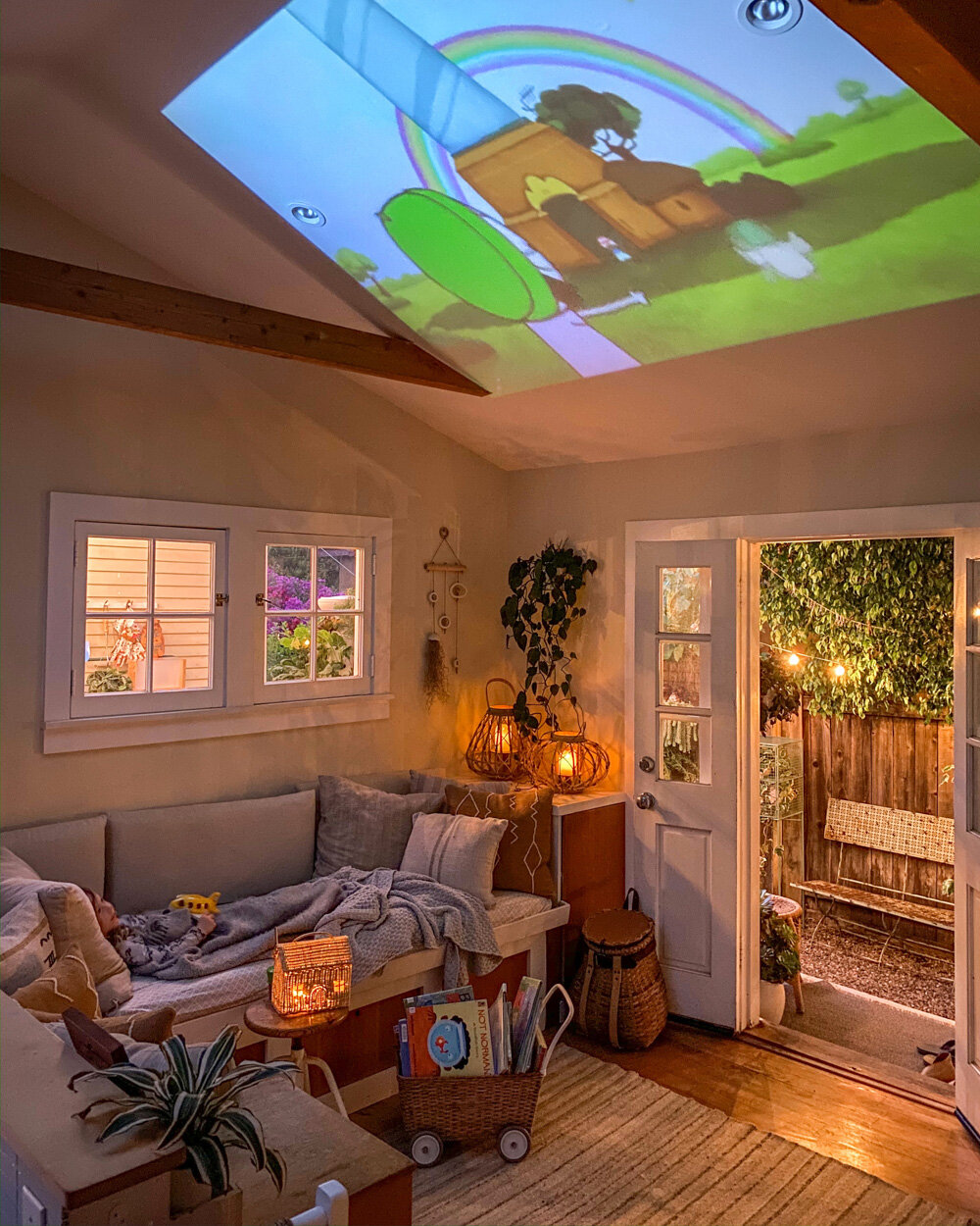 things-to-do-in-a-small-home-during-pandemic-7.jpg