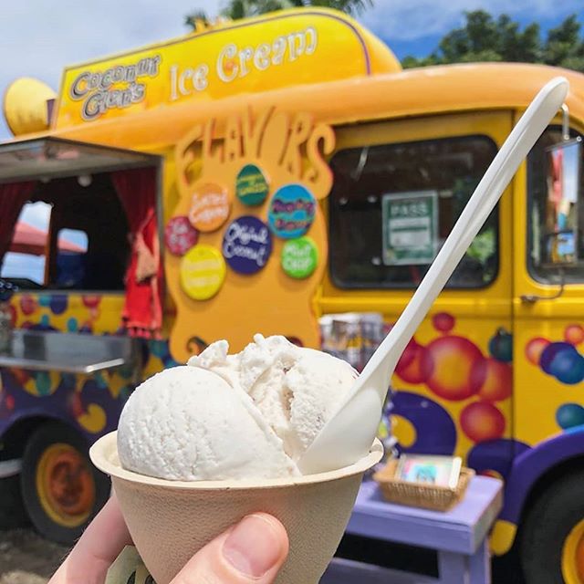 There are a few things in life better than @coconutglens coconut ice cream... But I can't think of any off the top of my head🙂
.
.
Photo by @forkingny
.
.
.