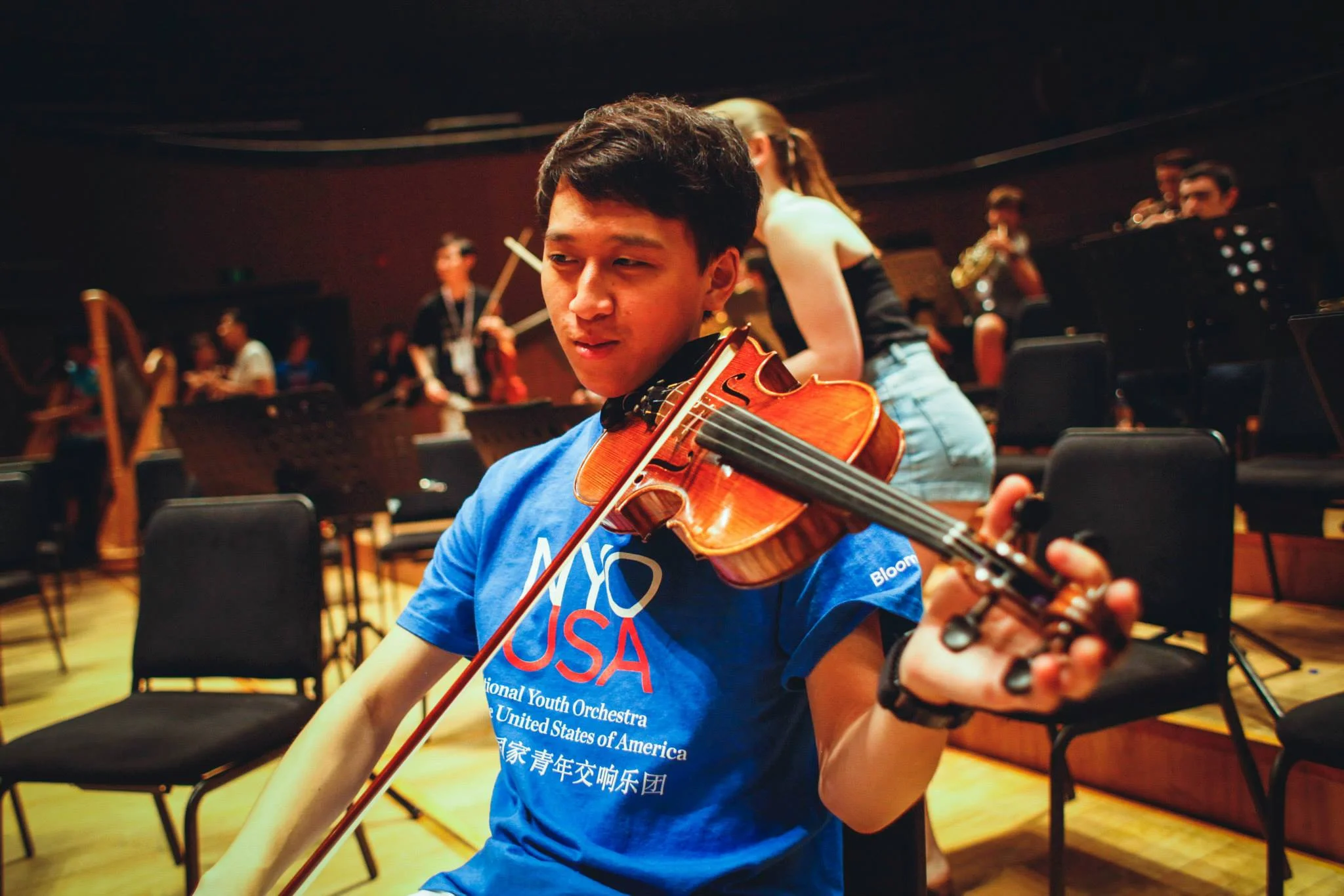 Gordon “Truuuu” Ma , Class of 2019, violin, is from North Carolina and currently lives in Holworthy. He hopes to concentrate in Physics with a possible secondary in Economics. Gordon's favorite classical recording is Glenn Gould’s Goldberg Variations (1981) by J.S. Bach. Aside from classical music, he enjoys long walks, deep talks and biking in his free time. He also really likes people who give good hugs. Martine gives good hugs. Therefore, Gordon likes Martine.