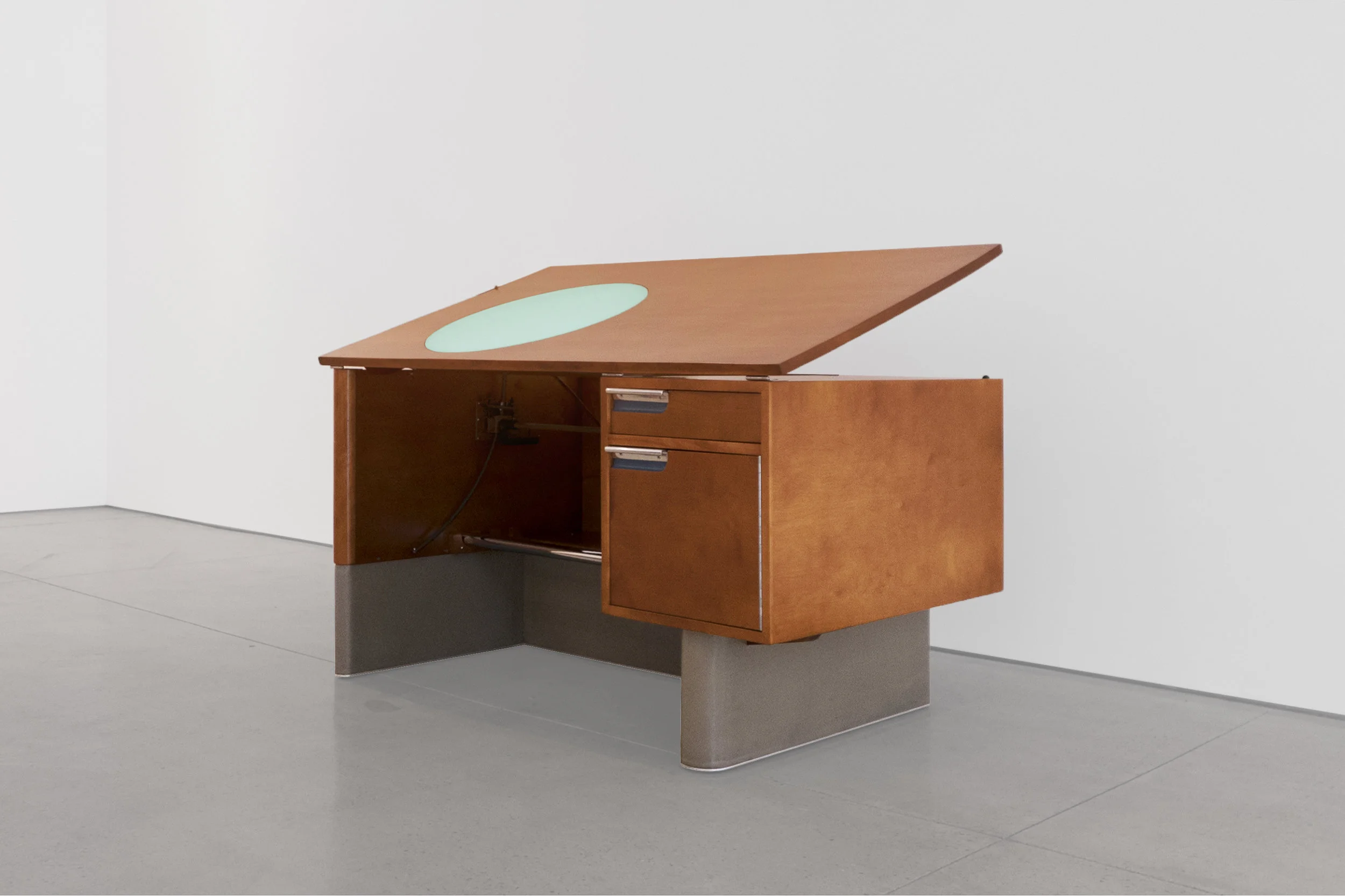 KEM Weber, Animation Desk.jpg