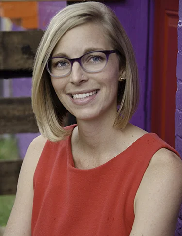 CourtneyHarris_headshot_375d.jpg