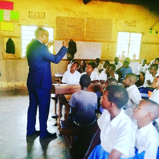 My spirit is rejuvenated by the energy, hopes and dreams of our children. The future of Uganda 🇺🇬 depends heavily on how we educate, skill and steward them into leaders for themselves, their communities and nation. We all have a responsibility to play in our nation’s building! Grateful to our @teachforuganda fellows, team, board and partners and friends. @teachforall @sabrinadupre @barbaritabush @masonelisabeth