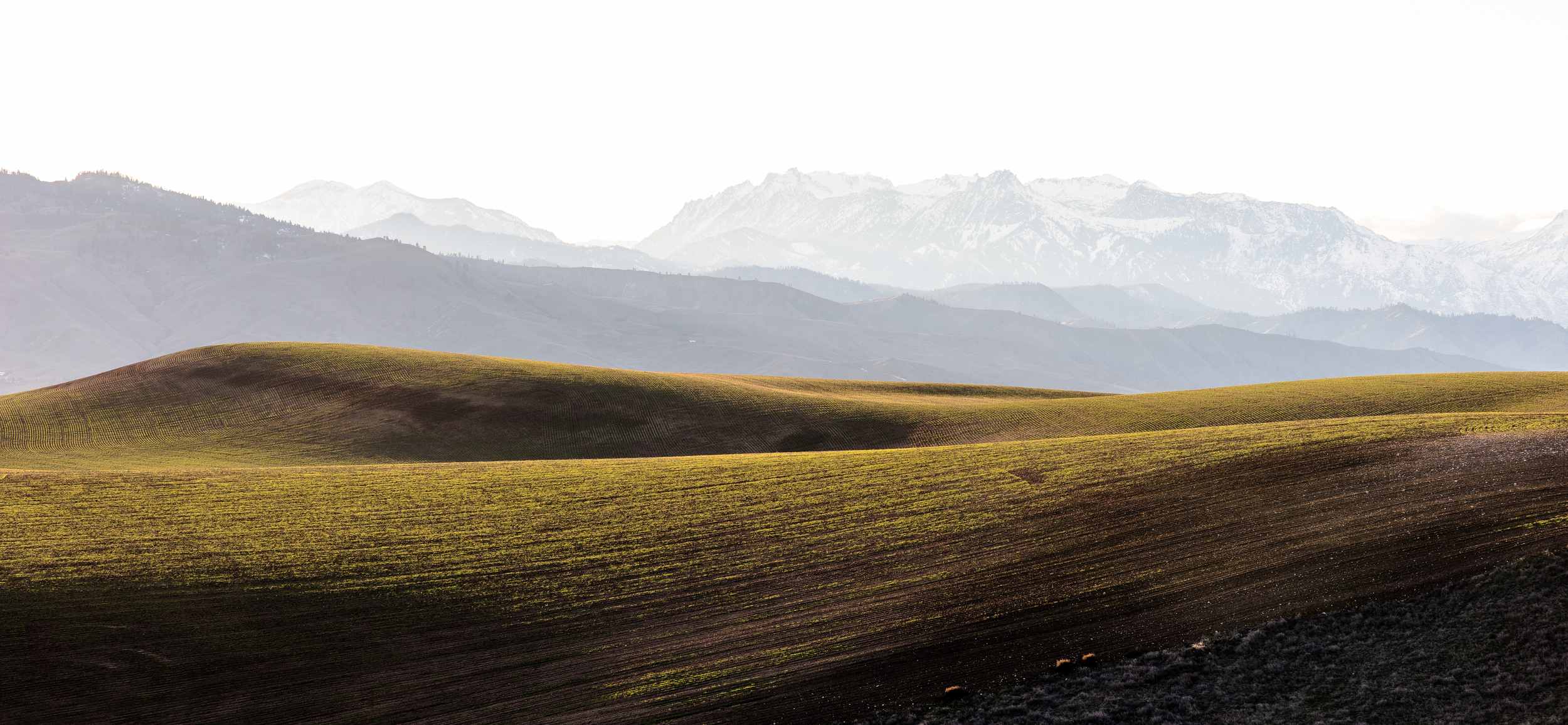 Waterville Plateau and Cascade mountains.