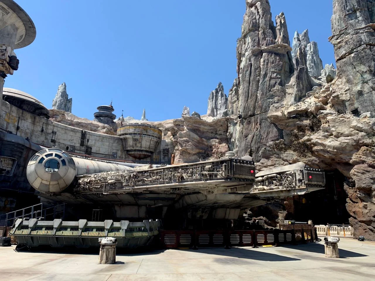 "Star Wars: Galaxy's Edge" (2018-2019) Scenario