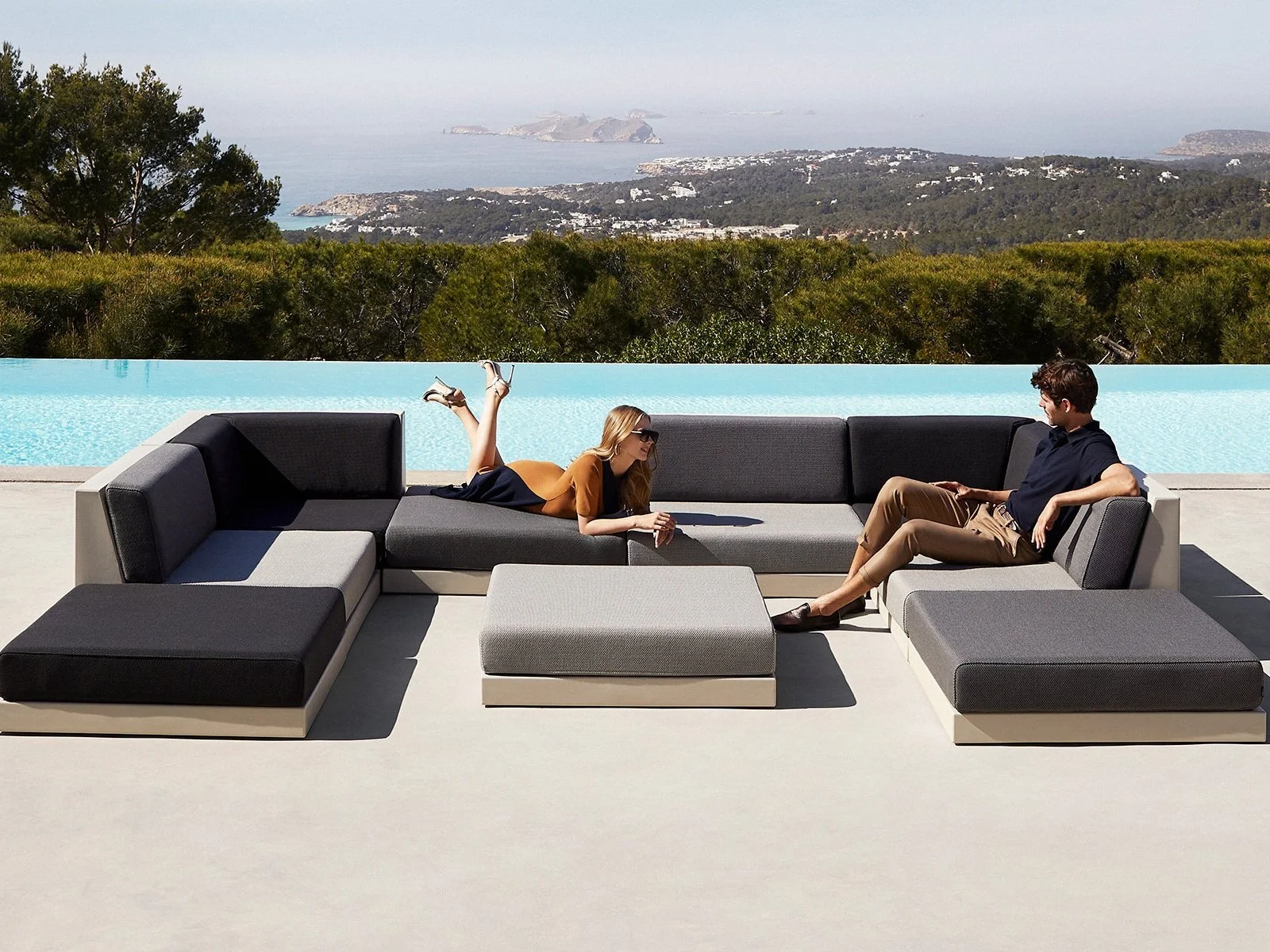 pixel-novelties-ramon-esteve-vondom-26.jpg