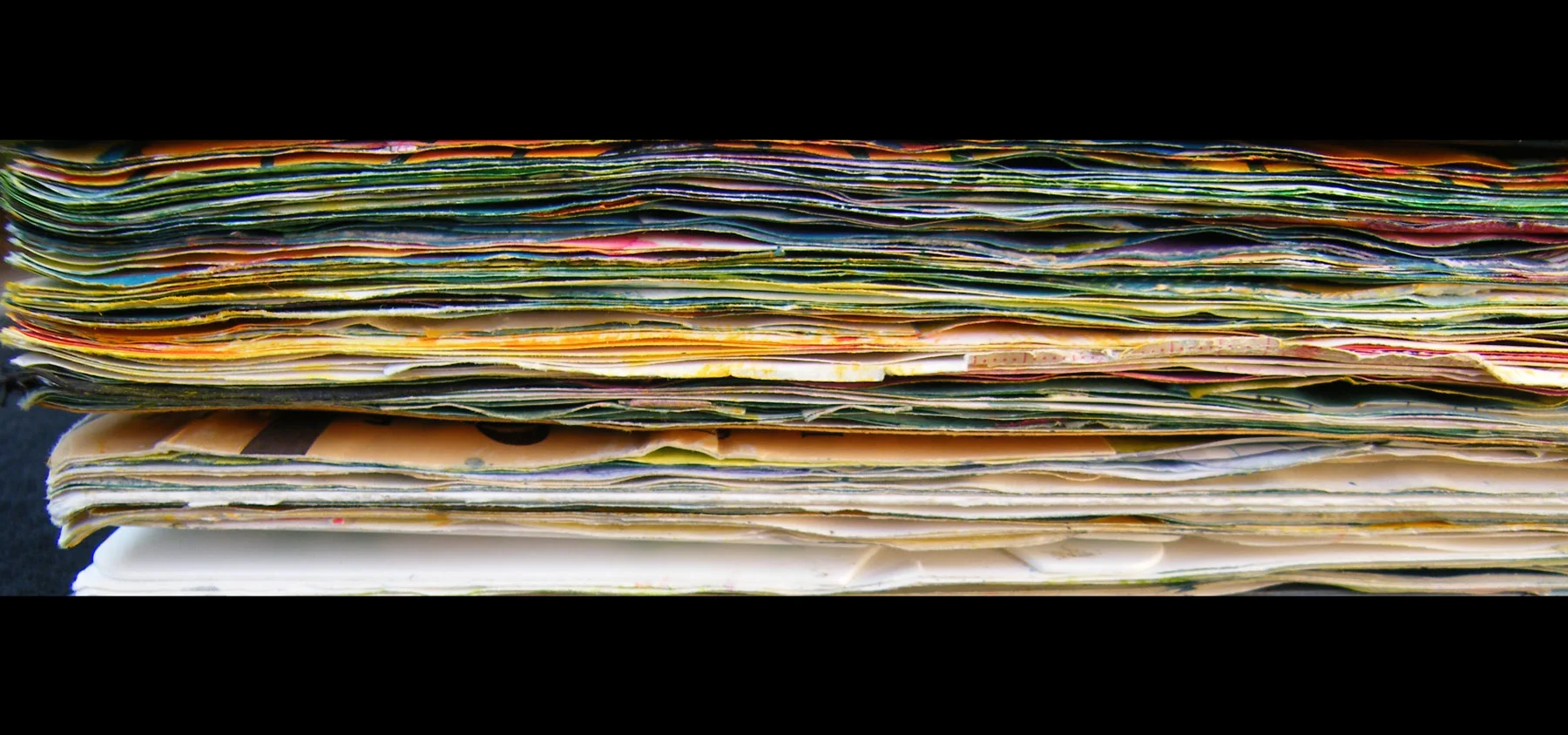 Journal17-web.jpg