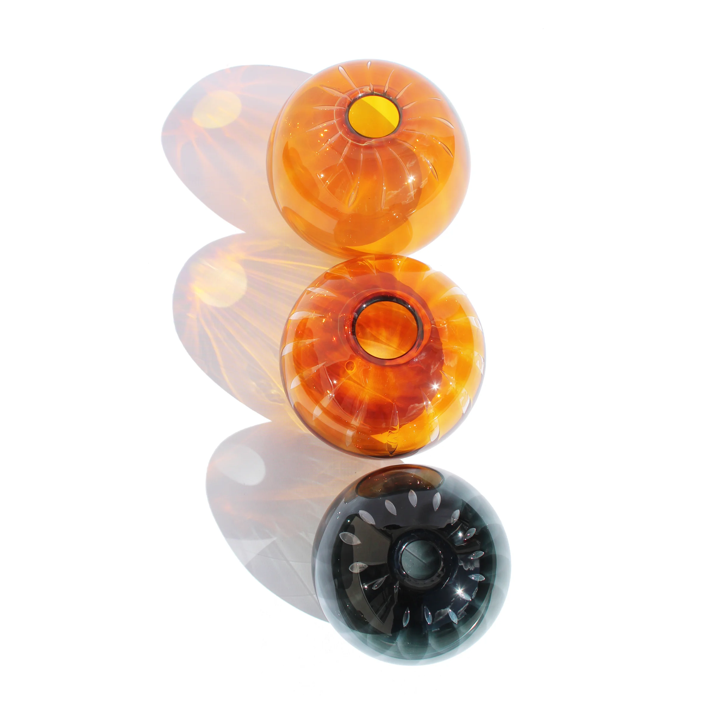 Round Laccaria Vessels