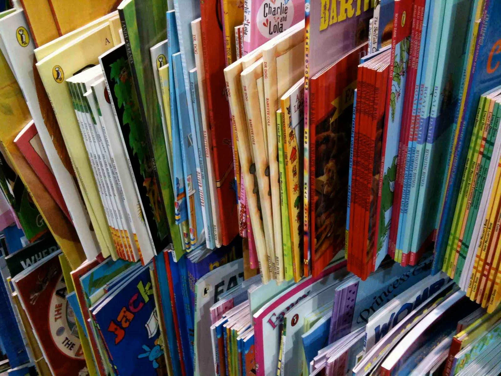 childrens-library-efam-miami.jpg