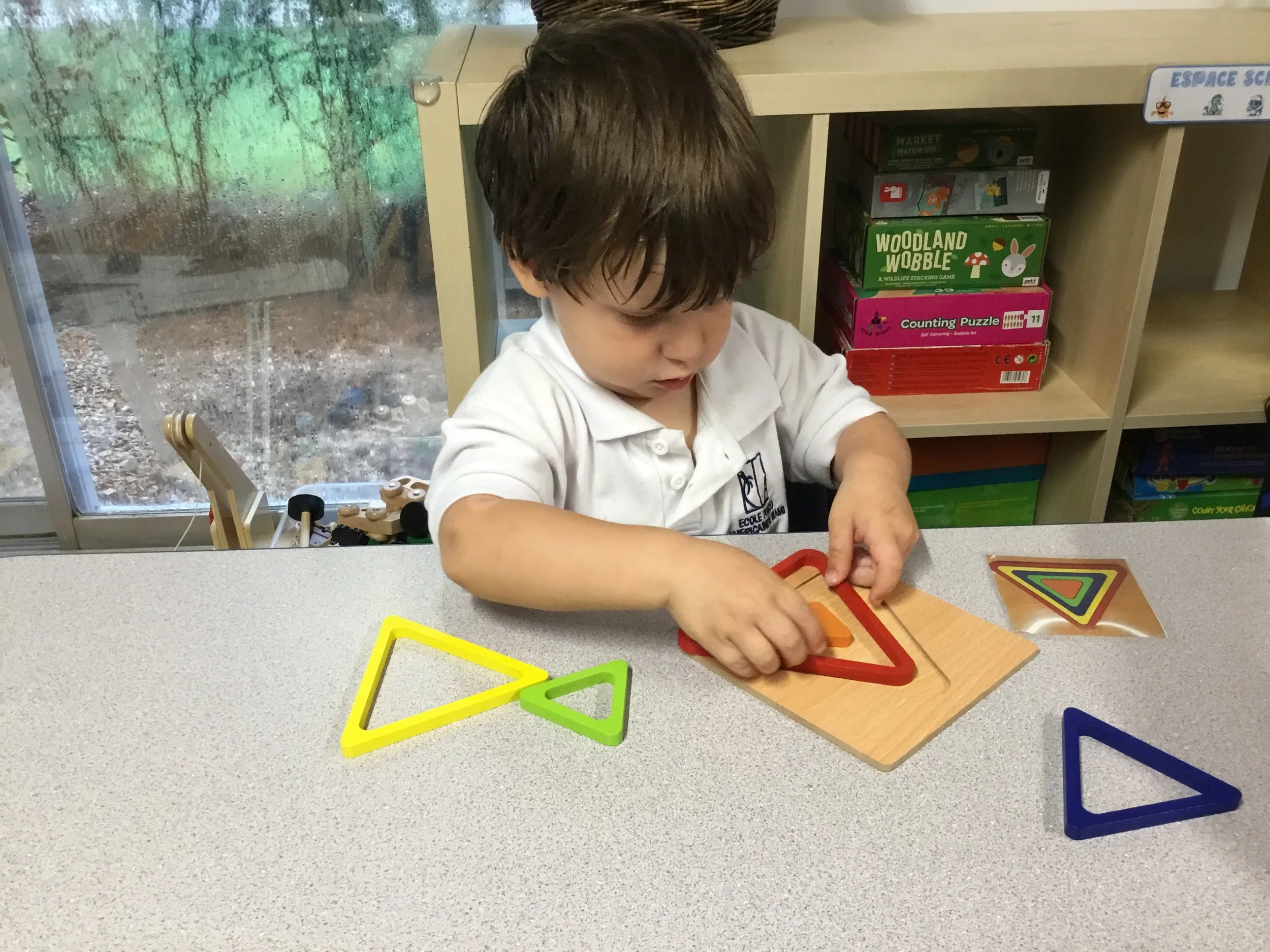 1 élève - formes puzzleCHOISI.JPG