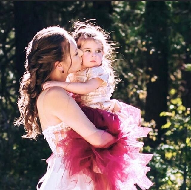 We hope you all had an incredible Mother&rsquo;s Day! We delivered 35 baskets around town yesterday. Thank you all so much for your support! Enjoy this lovely mother-daughter photo from a wedding @rahhairangela did💕
Hair: @rahhairangela 
Photography