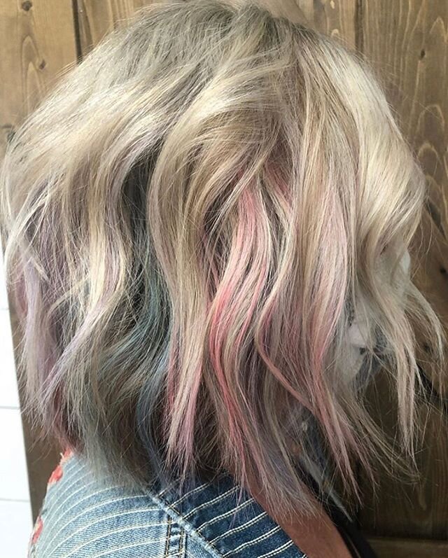 Pastel Dreams 💕 by @rahhairangela 
It feels so good to be back in the salon creating! .
.
.
#rahhairstudiotahoe #modernsalon #pastelhair #joico #masklife #safesalons #blondehair #fashioncolorhair #behindthechair #rahtahoe