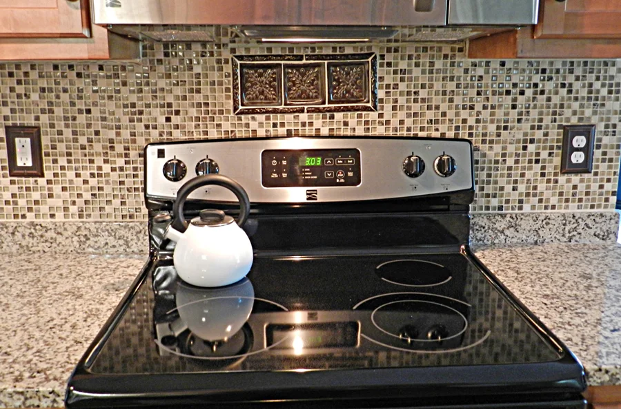 Mosaic Kitchen 4 web.jpg