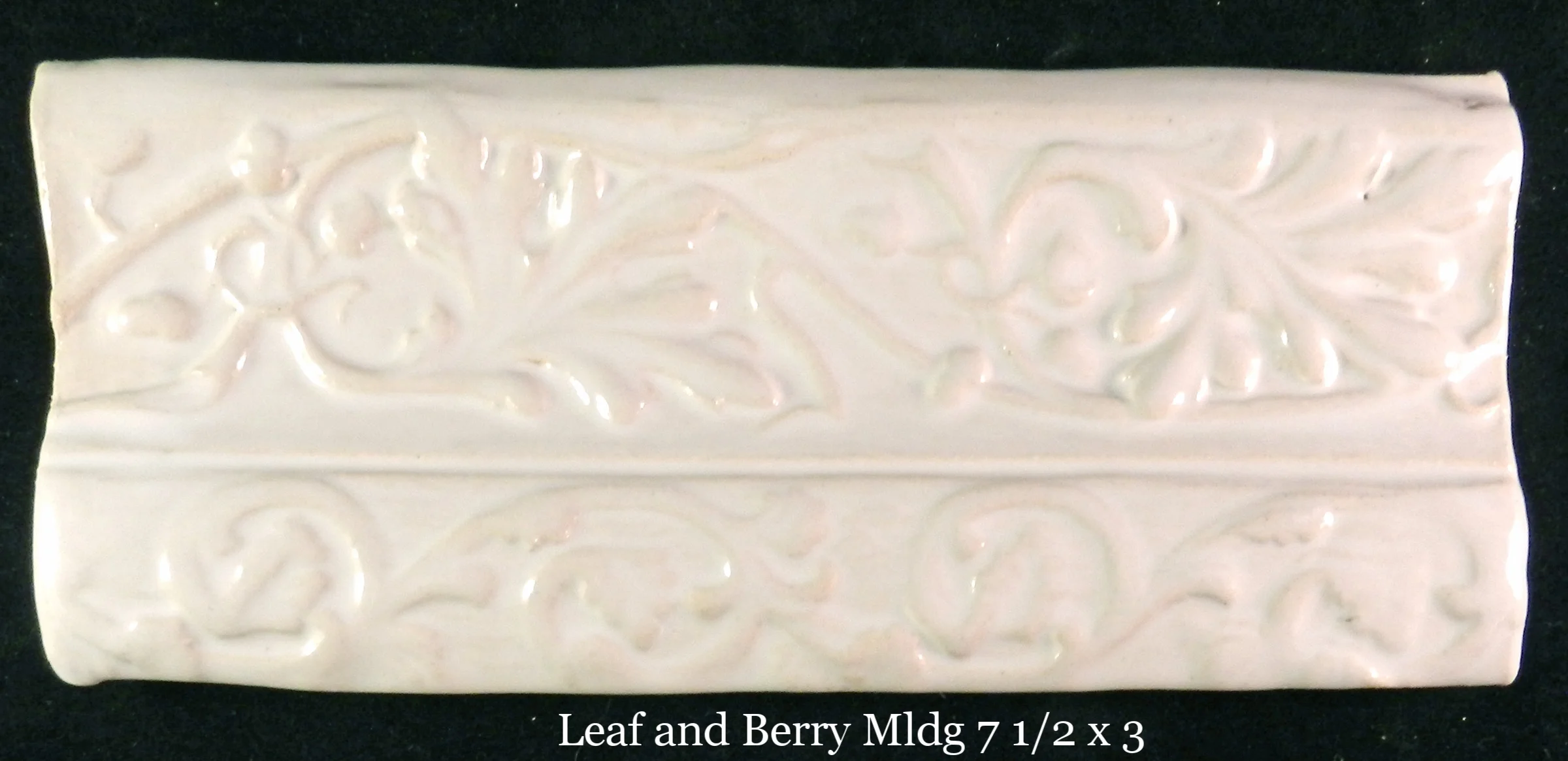 Leaf and Berry Mldg.jpg