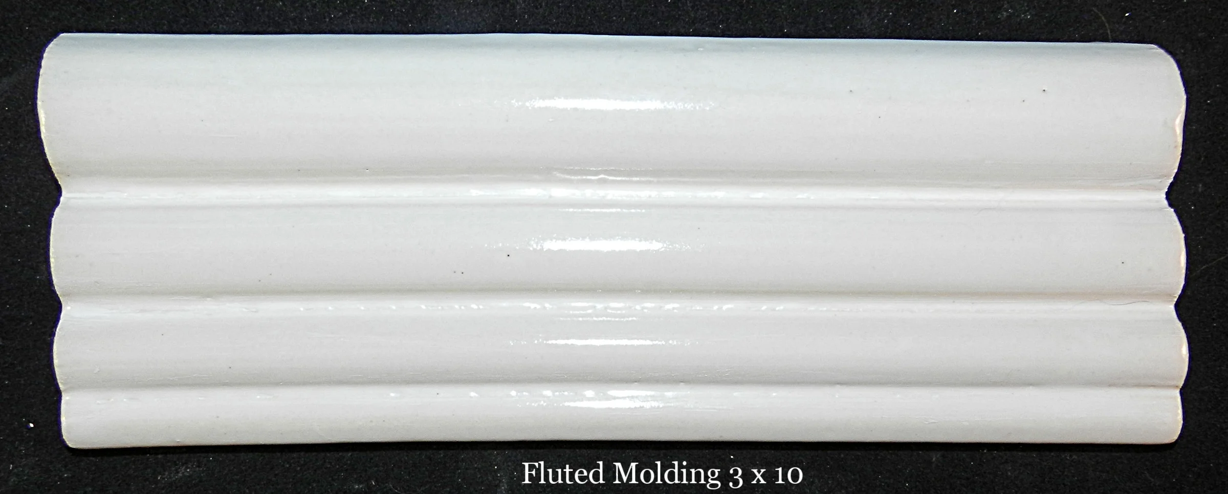 Wide Fluted Molding.jpg