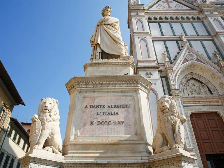 florence-08-Dante-Alighieri-GettyImages-645590801.jpg
