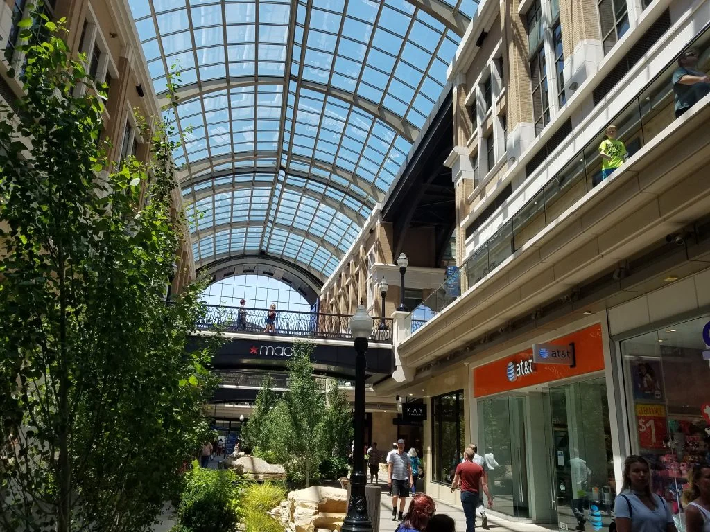 City-Creek-Shopping-Center-Salt-Lake-City-Utah-1024x768.jpg