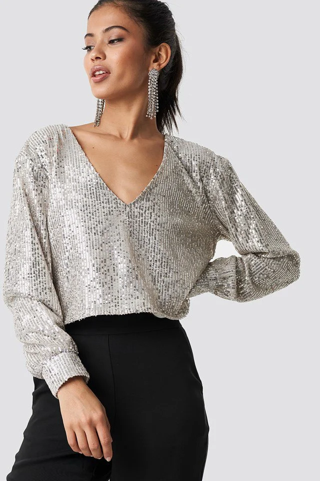 hannalicious_oversized_wide_neck_sequin_blouse_1454-000150-0014_01a.jpg