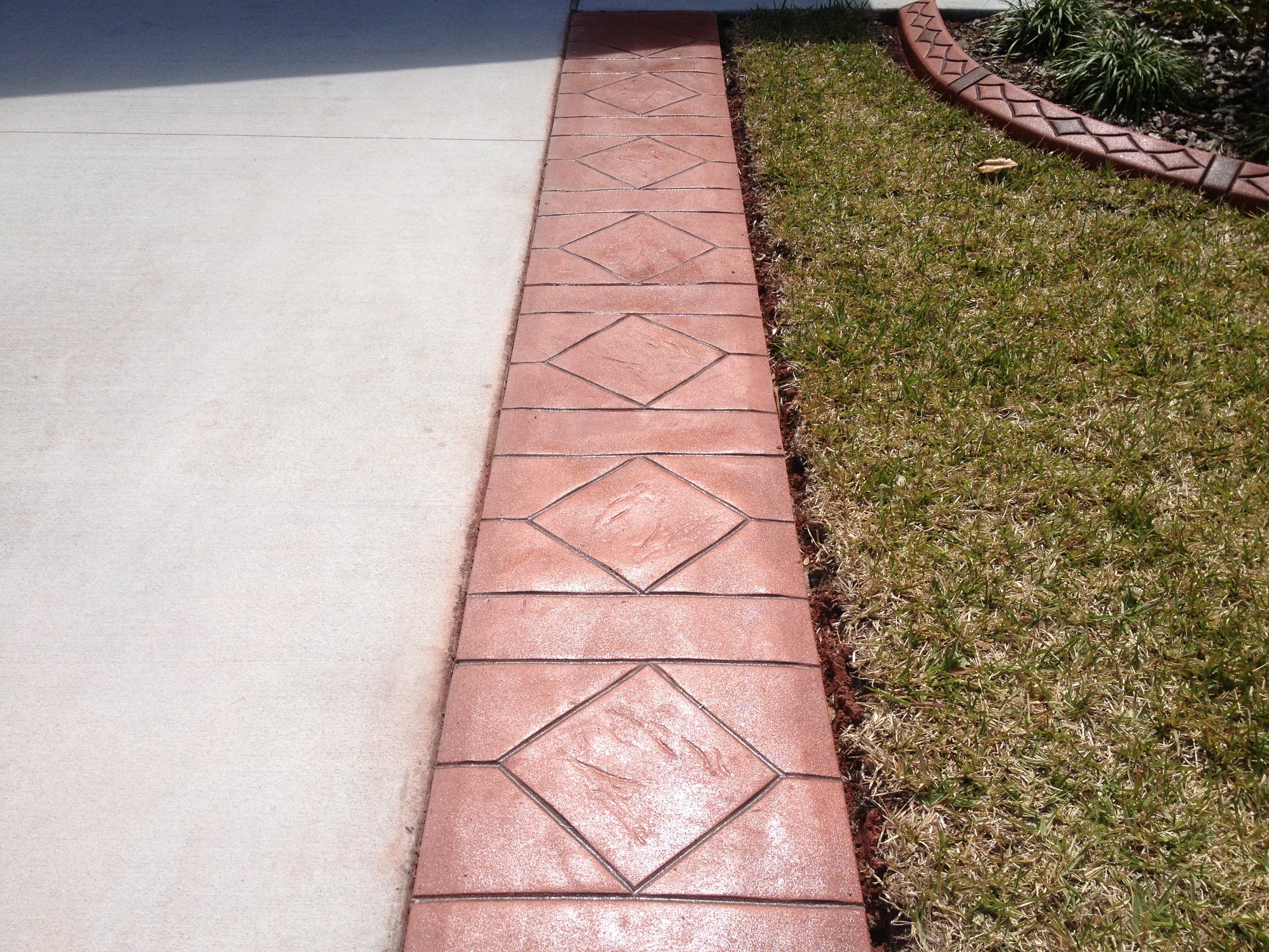 driveway liner diamond pattern 1.JPG