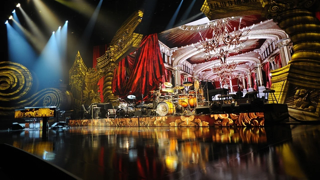 ELTON JOHN MILLION DOLLAR PIANO TOUR
