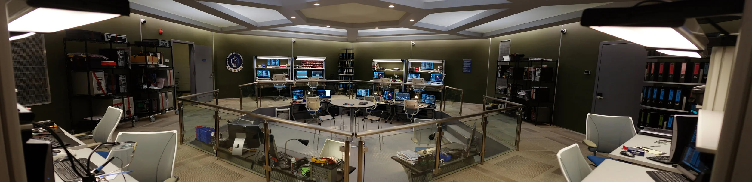 Chicago PD : Computer Forensics Lab