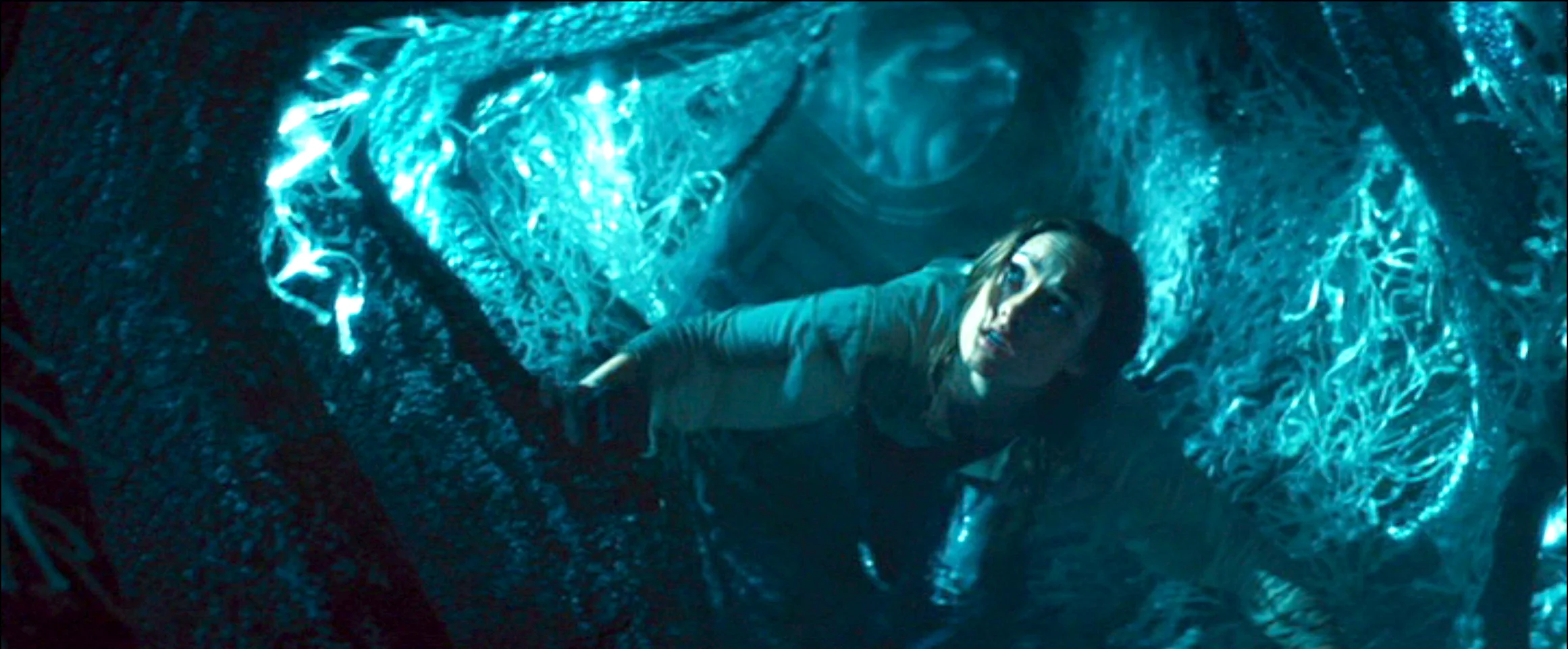 Cowboys and Aliens : Alien Tunnel