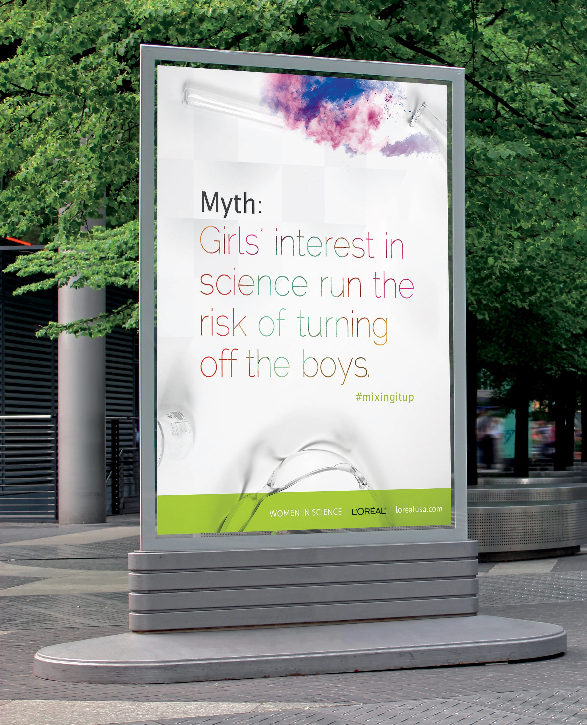 Loreal_mallposterenvironment.jpg